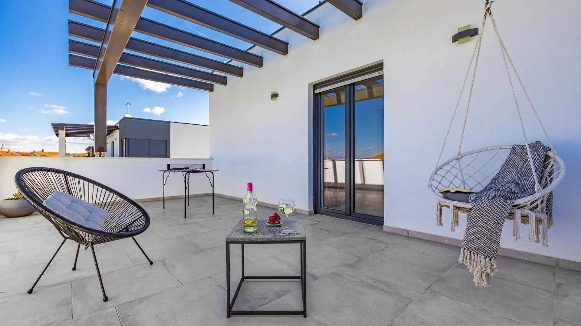 Villa Lu Near Fazana For 7 People With Private Pool, Kids Playground & Sea View Galizana
